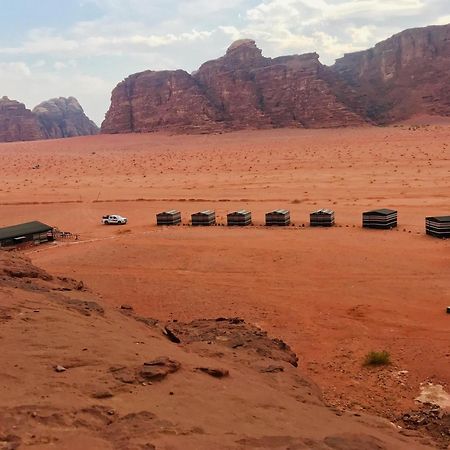 Sand And Stone Camp - Wadi Rum Desert 外观 照片