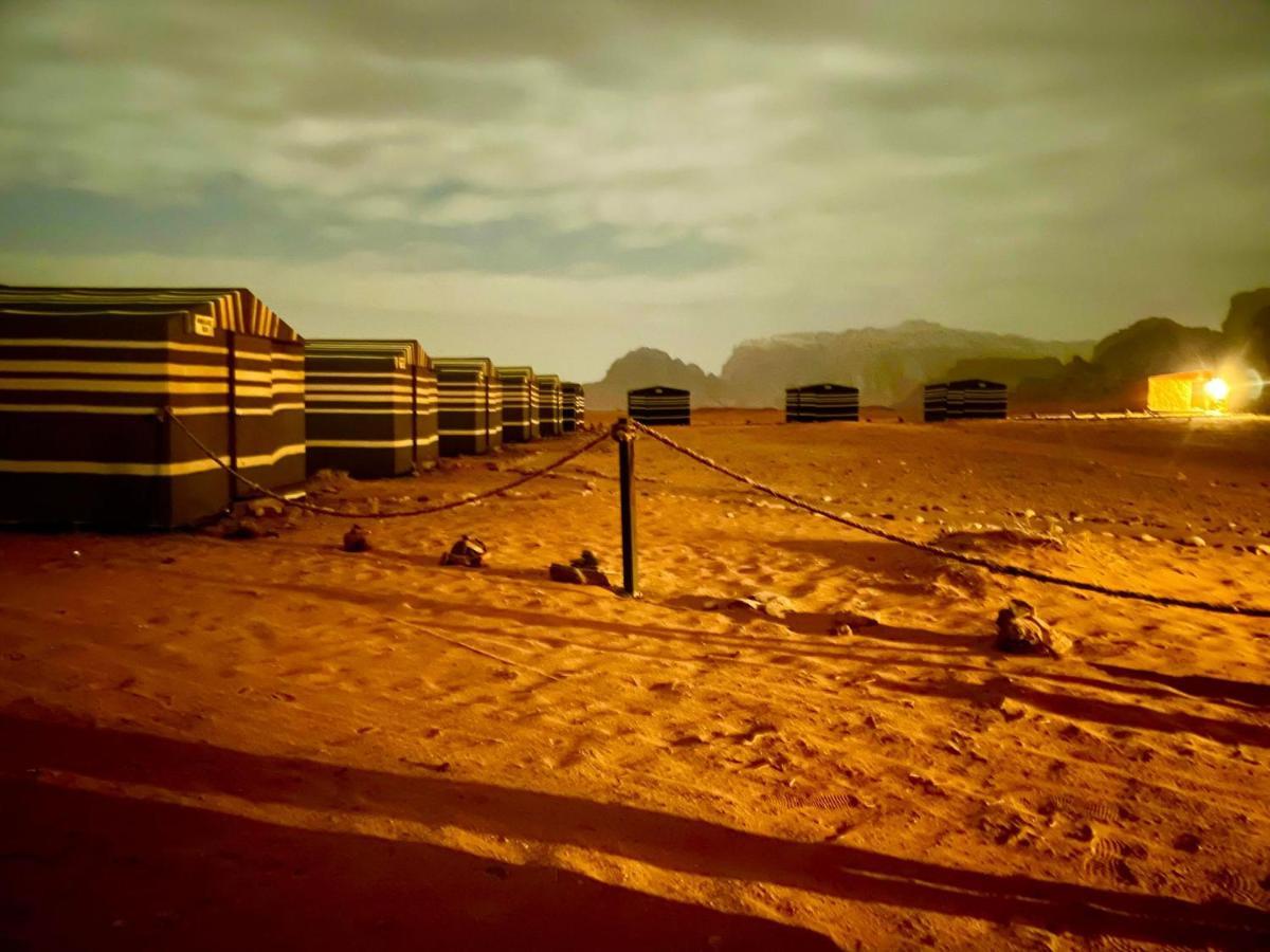 Sand And Stone Camp - Wadi Rum Desert 外观 照片